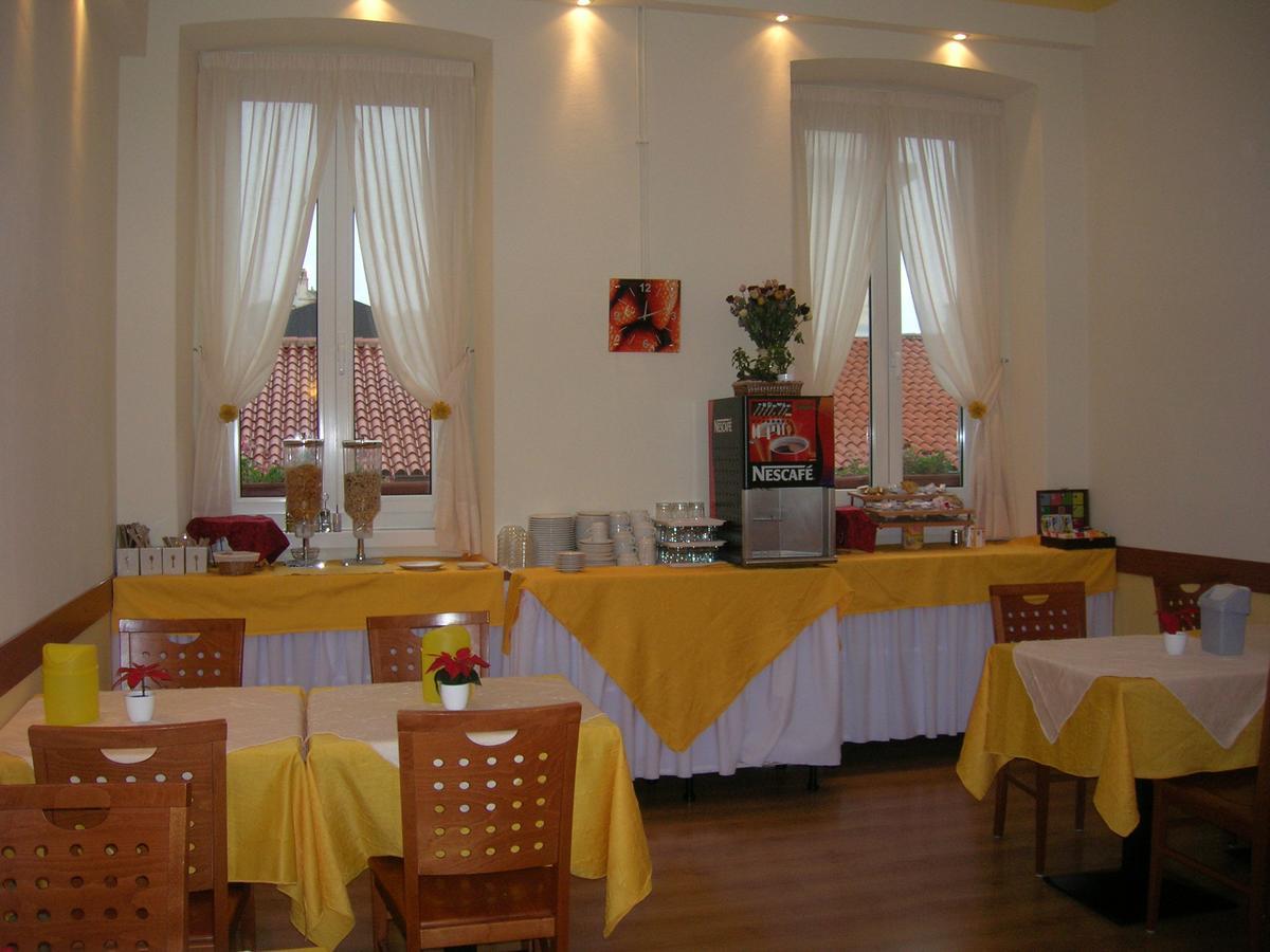 Hotel Alabarda Trieste Exterior photo