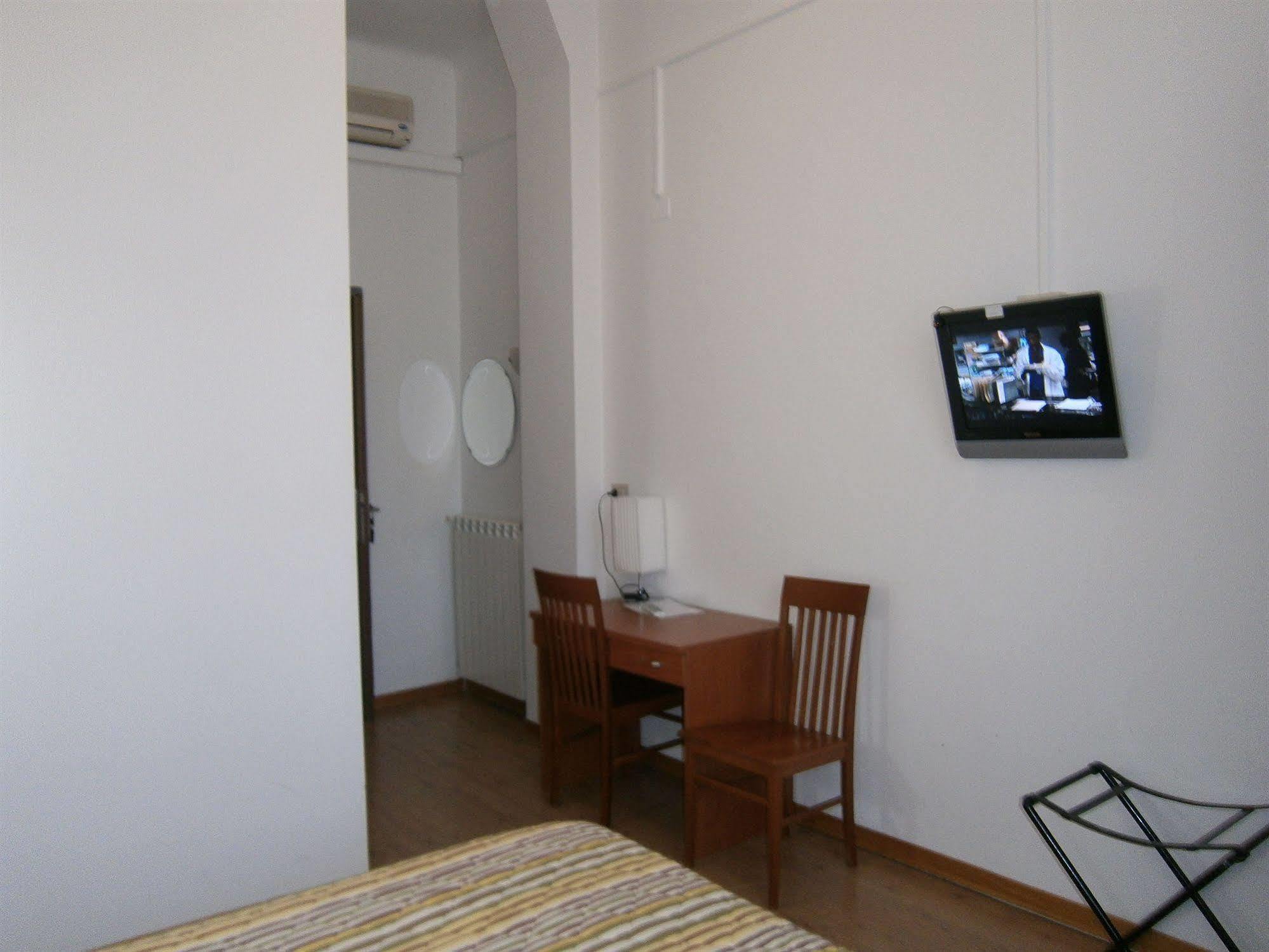 Hotel Alabarda Trieste Exterior photo